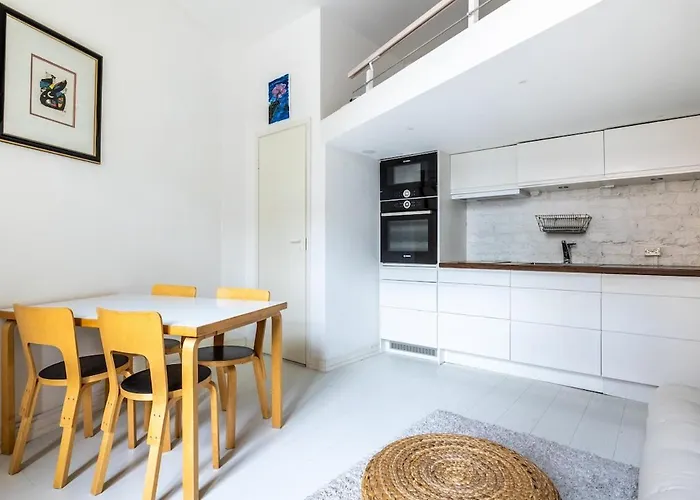 Bright Loft Steps From Linnanmaeki & Alppipuisto Helsinki