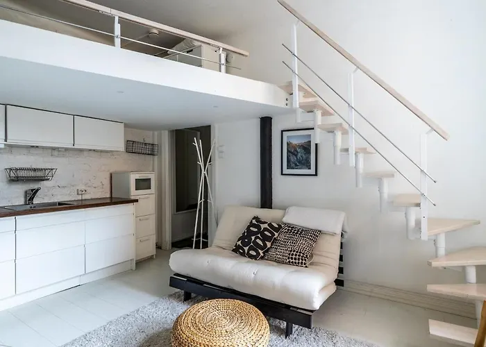 Bright Loft Steps From Linnanmäki&alppipuisto Huoneisto